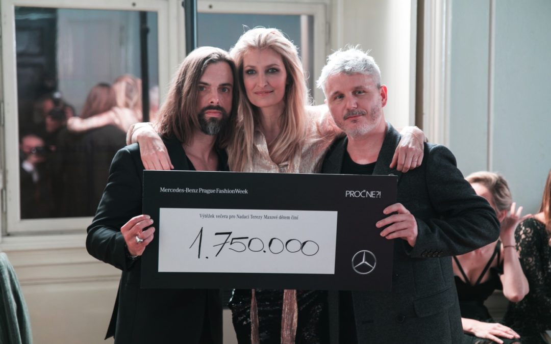 Výtěžek benefičního večera Mercedes-Benz Prague Fashion Week a magazínu PROČ NE?! Hospodářských novin podpoří Nadaci Terezy Maxové dětem částkou 1 750 000 korun